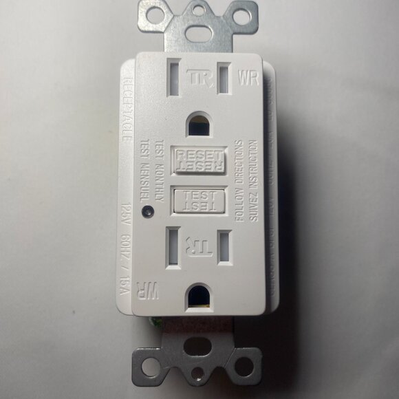 Uniele GFCI Receptacle Outlet Weather Resistant White 15 Amp 125V 2-Pack NIP - Picture 2 of 4